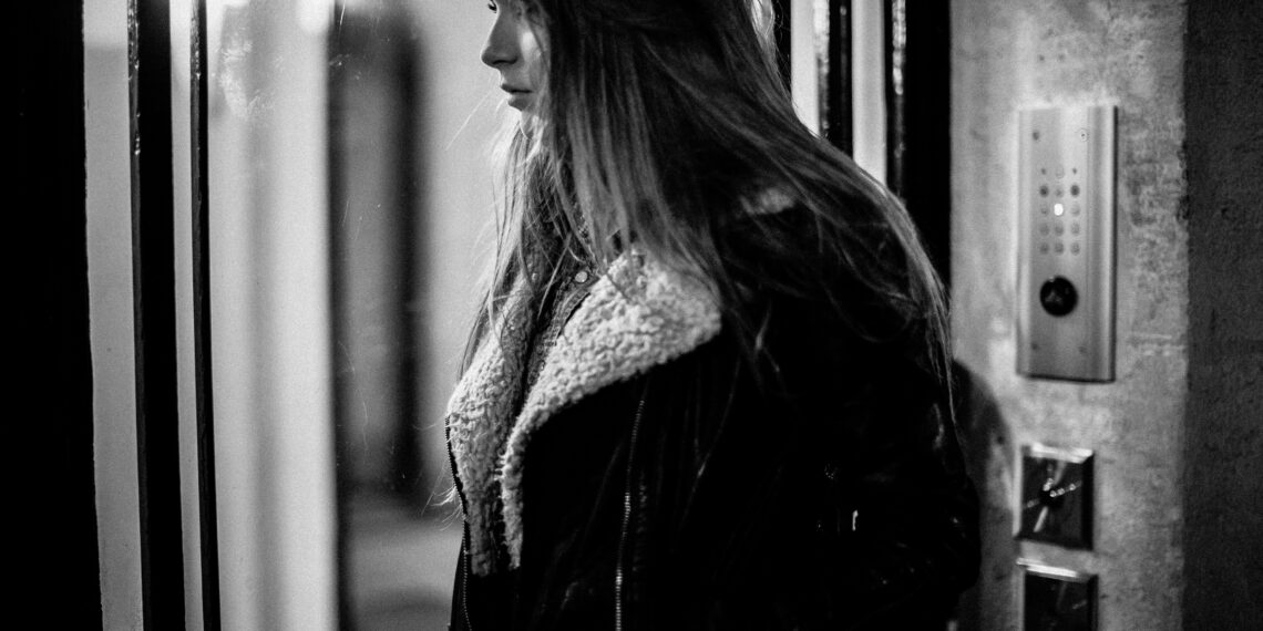 OCEANE GONZALEZ, BIR HAKEIM NUIT, GOKHAN ALTINTAS PHOTOGRAPHY