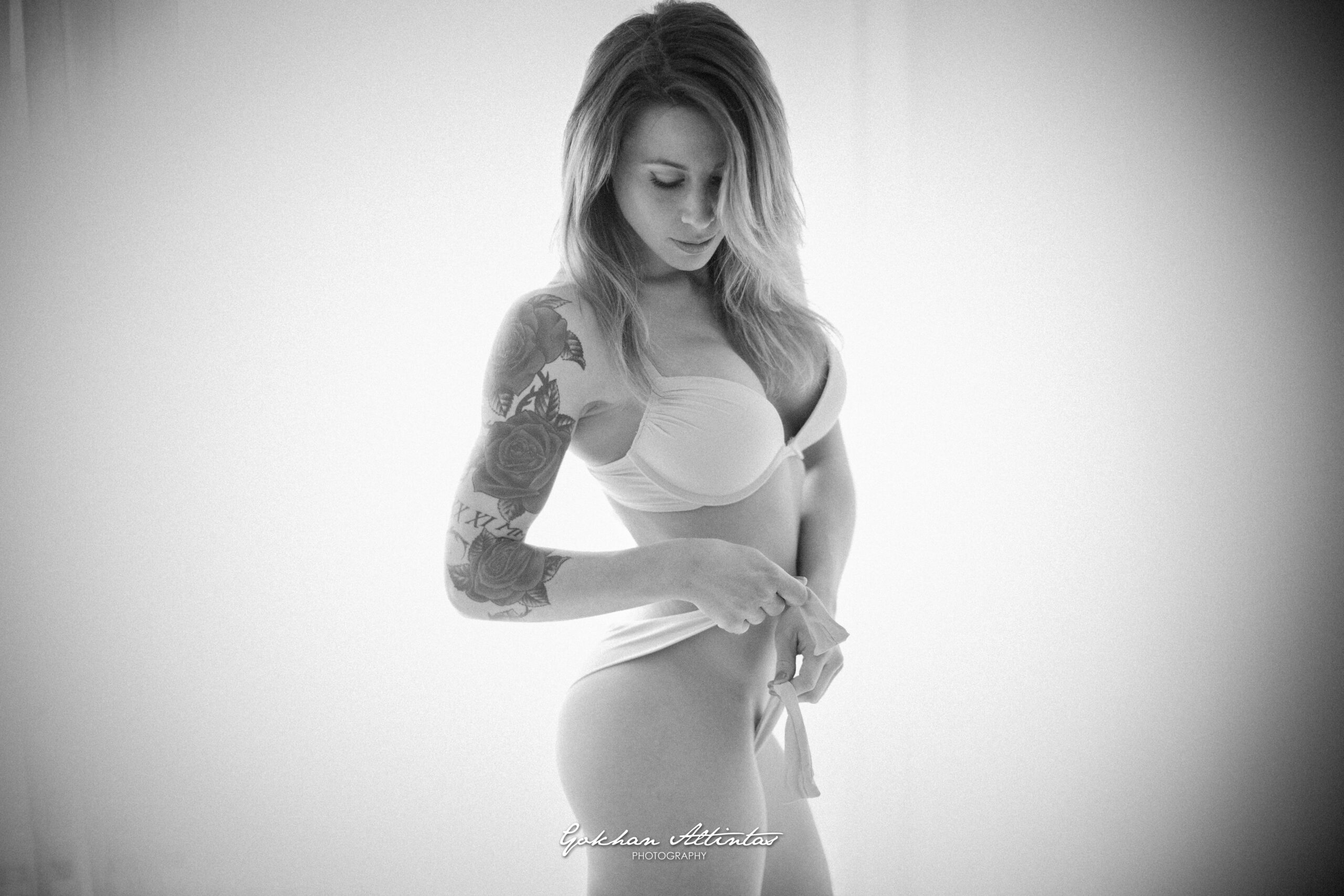 MUSCLEMANIA, FITNESS GIRL USA, ALIX EVE, FLOWERS TATTOOS, GOKHAN ALTINTAS PHOTOGRAPHY